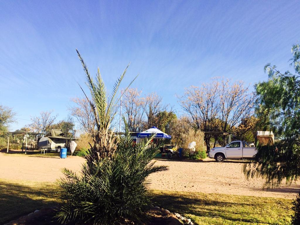 Kalahari Camelthorn Guesthouse And Camping Askham Room photo